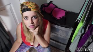 Online Porn blondes